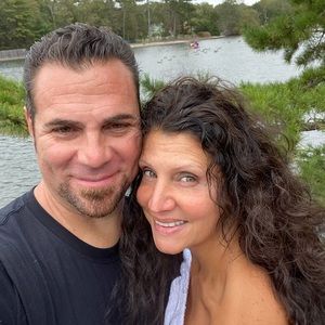 Meet your Posher, Dennis